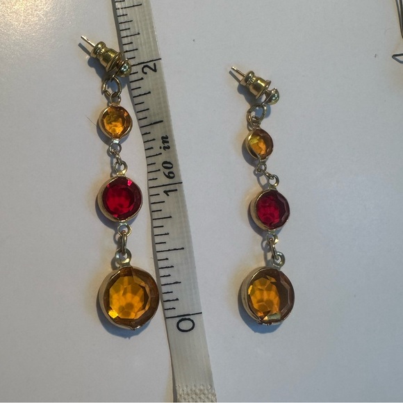 Vintage Gold Tone Drop 3 Tier Stud Style Faceted Glass Pierced Earrings - Picture 3 of 4